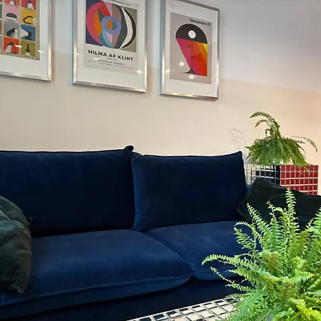 Downtown Oasis-city Center Apartment *