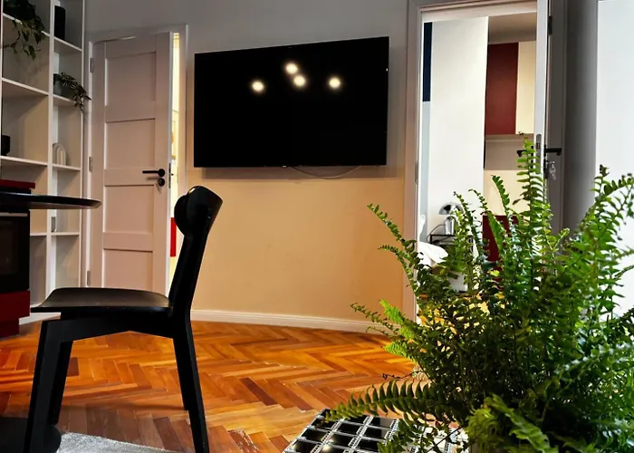 Downtown Oasis-city Center